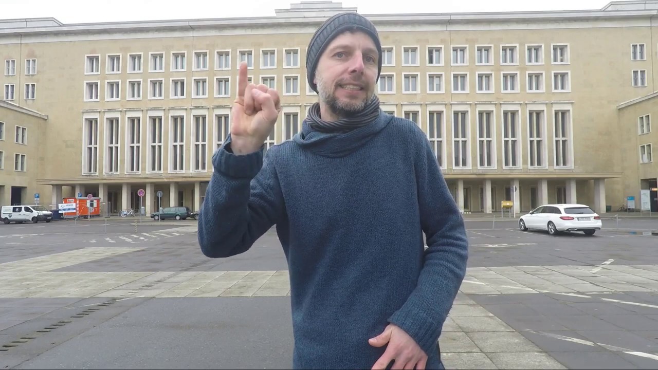Ausgestorben #12 | Der Flughafen Berlin Tempelhof (in Gebärdensprache)
