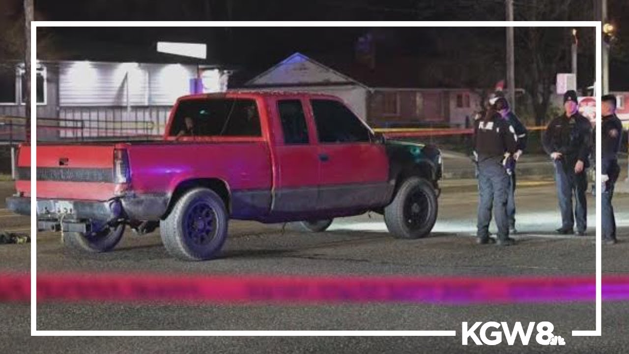 Shooting on Burnside Street in Northeast Portland under investigation