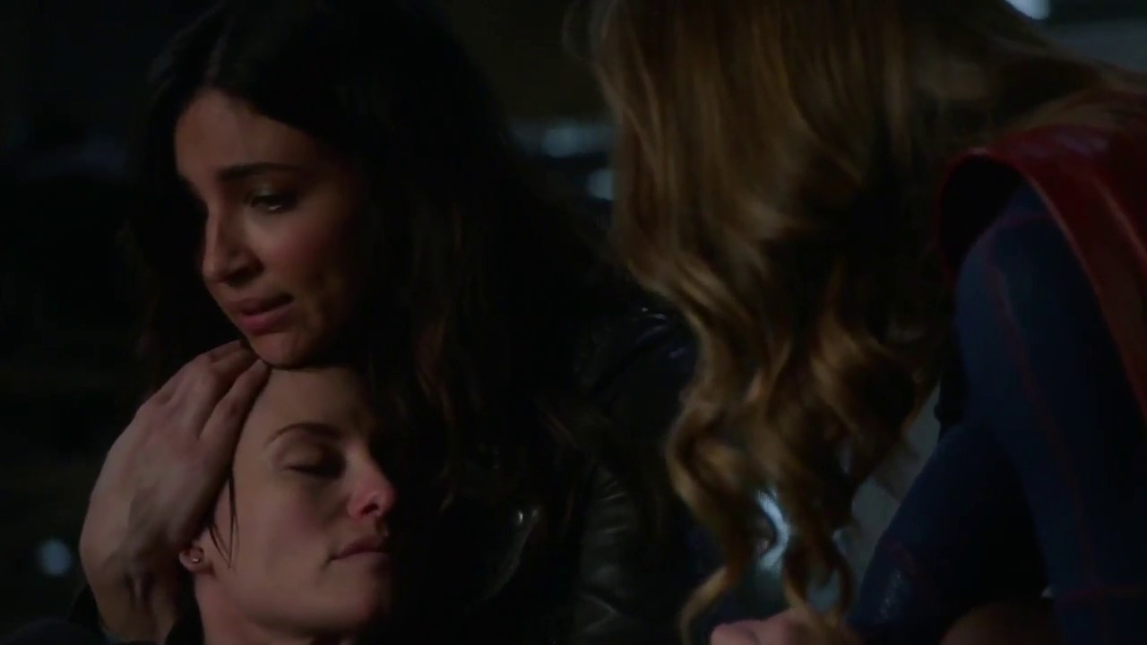 Maggie and Kara Rescue Alex || 2x19 