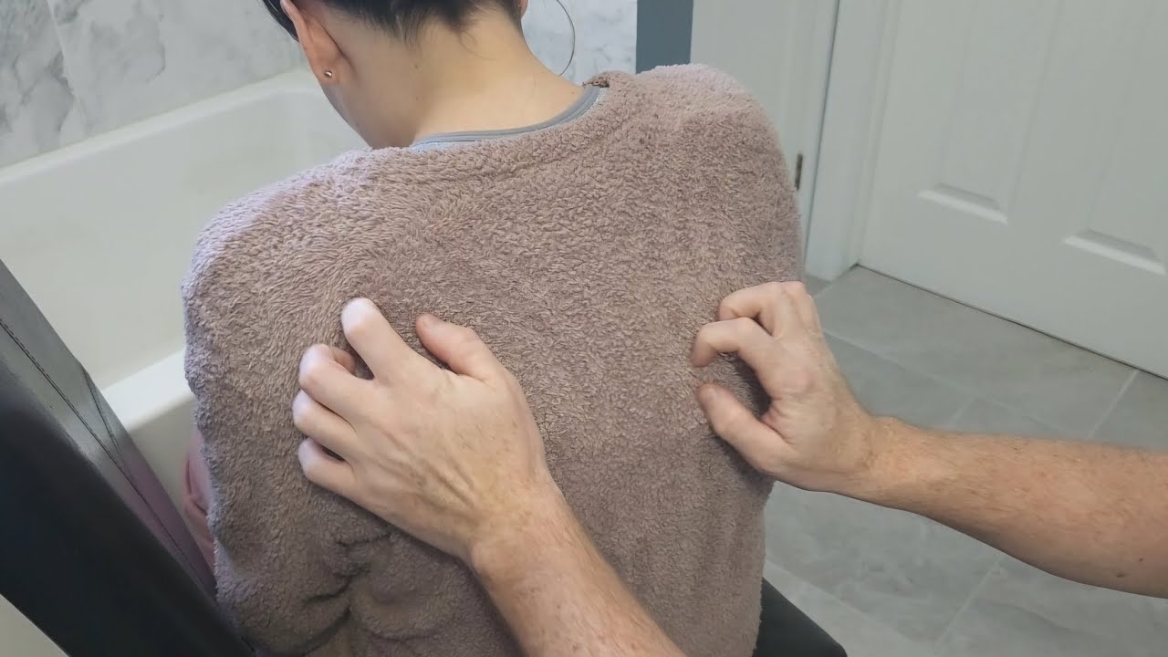 ASMR Relaxing Back Scratching And Leg Massage