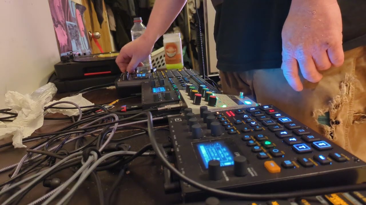 #jungle #junglemusic #tonverk #digitakt2 #sp404mk2@WeAreElektron @WeAreElektron @WeAreElektron