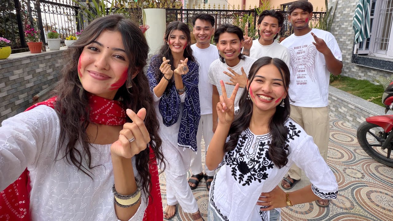 @twinnygirls4294 DIDI HARU SANGA EKDAM RAMAILO HOLI BHAYO❤️ || 2082 SAAL KO BEST HOLI😘