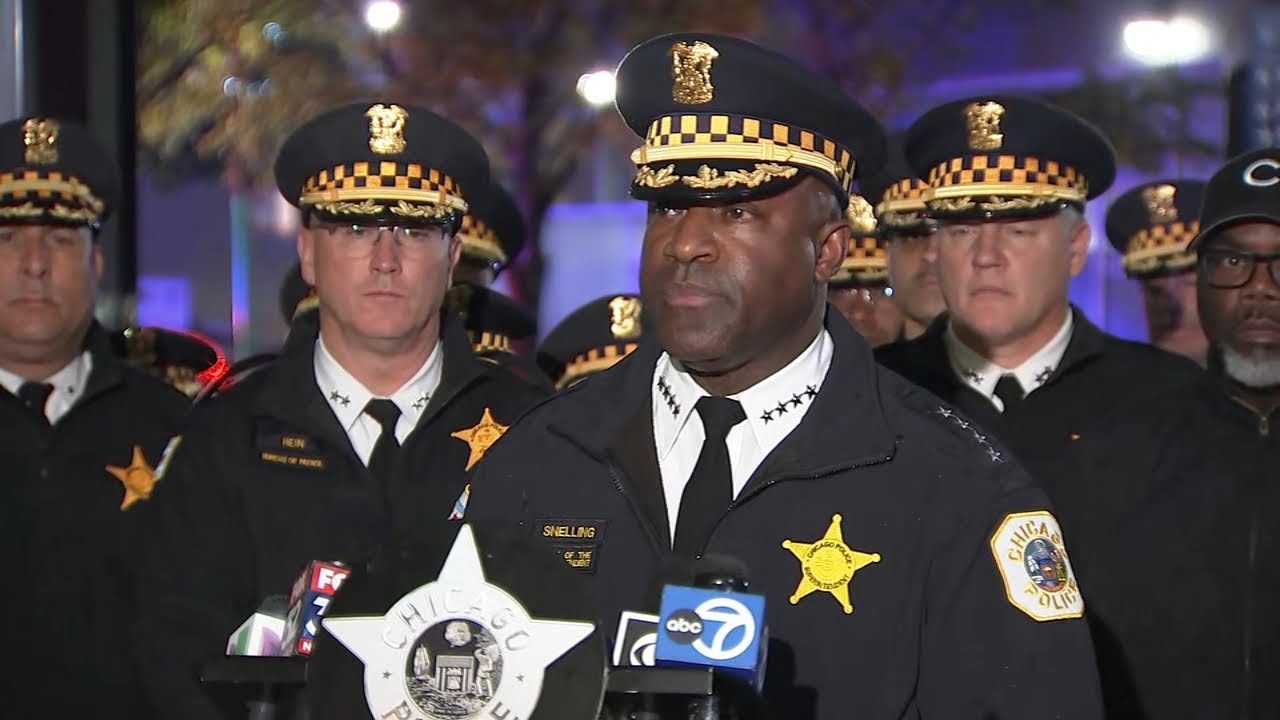 Chicago police officer among 2 shot to death in East Chatham, CPD says