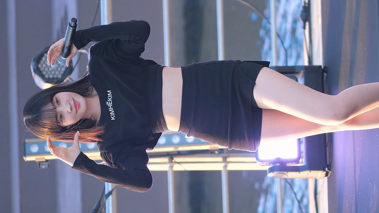 [4K] 230819 스테이씨 (STAYC) - 색안경 (STEREOTYPE) (윤) 직캠 by 수원촌놈 [반포한강공원 게릴라 버스킹]