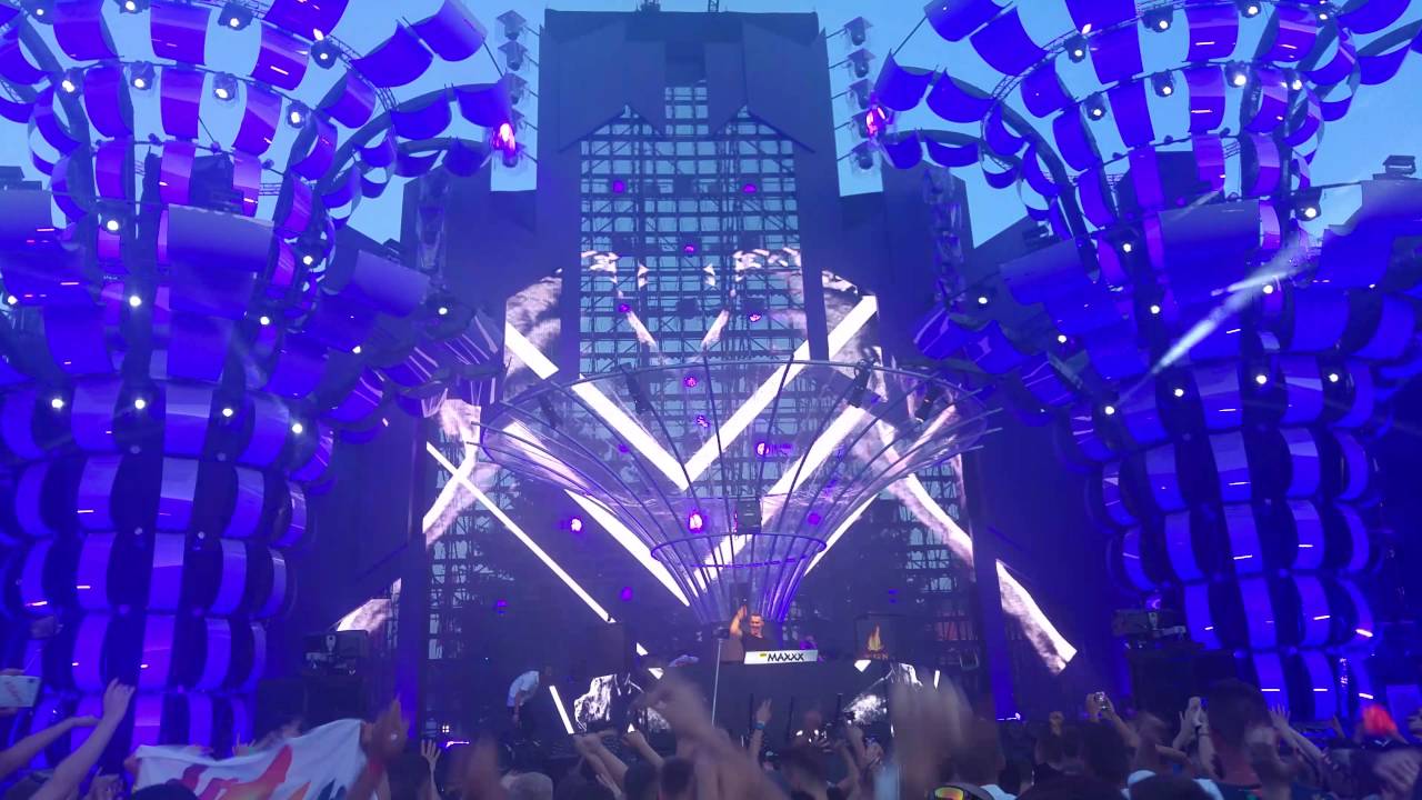 Tom Swoon - Intro @ Sunrise Kołobrzeg 2016
