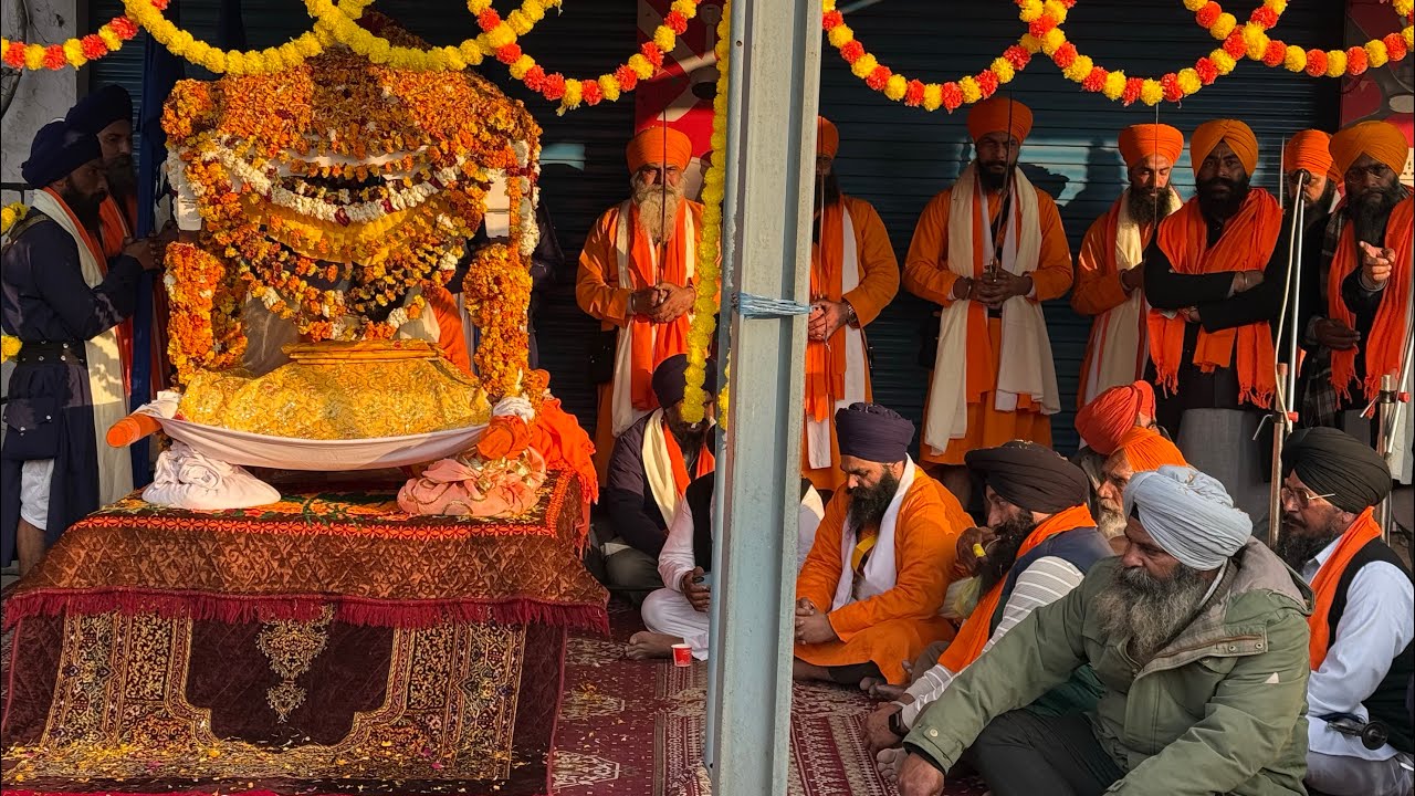Nagar kirtan Baba Deep Singh ji….At NAUSHEHRA Pannua Village Tarn taran