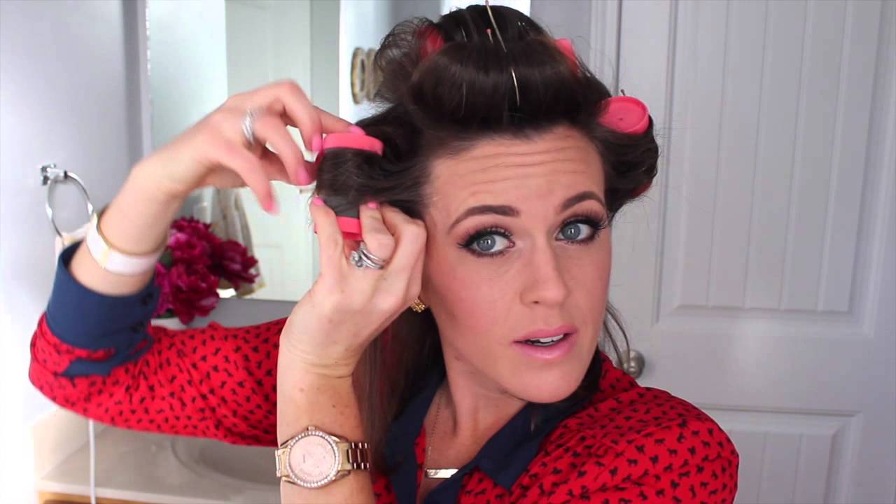Hair Tutorial: Hot Rollers for Short Hair