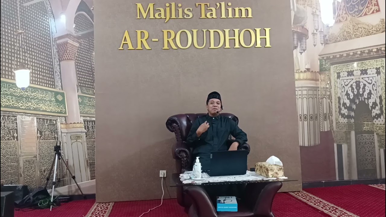 Ustadz Rois Imron Rosi - Hikmah perjuangan Nabi Nuh bagi orang Mukmin