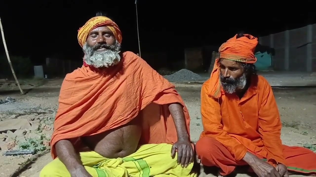 Chitrkoot k  भोग कर लो तुम भोग के लिए मना नहीं है लेकिन जब जोग पर उतर आओ तो भोग को छोड़ दो तुम 432