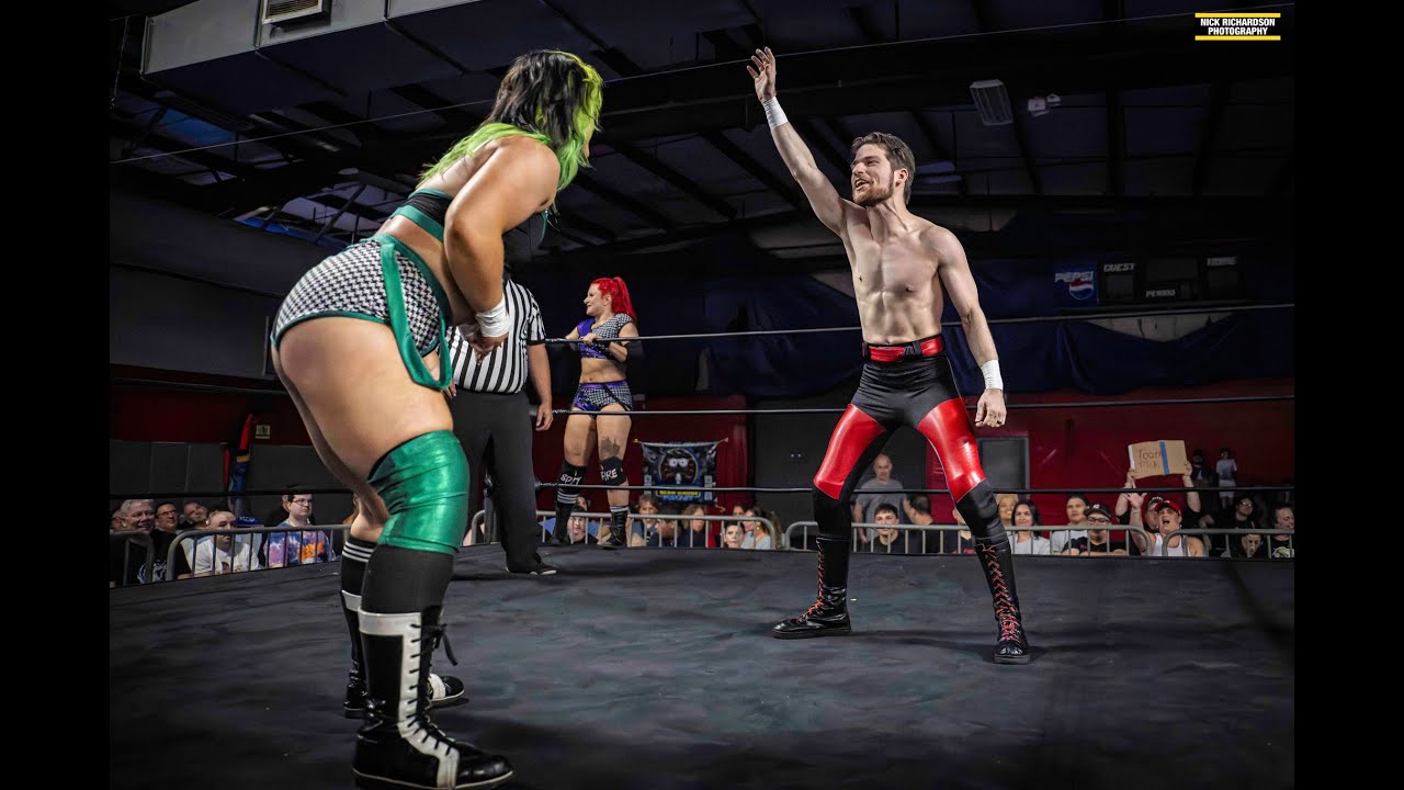 [INTERGENDER MATCH] Spitfire (Dani Luna & Jody Threat) v Roger Mendez & 