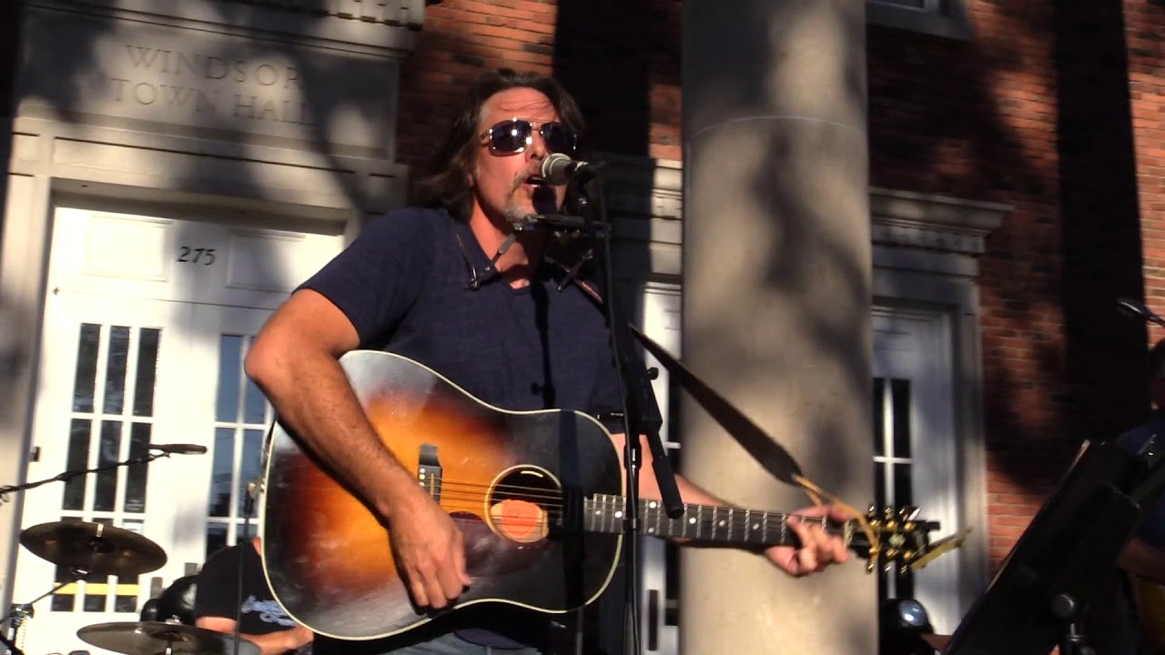 2018 Windsor Concert on the Green - Bus13