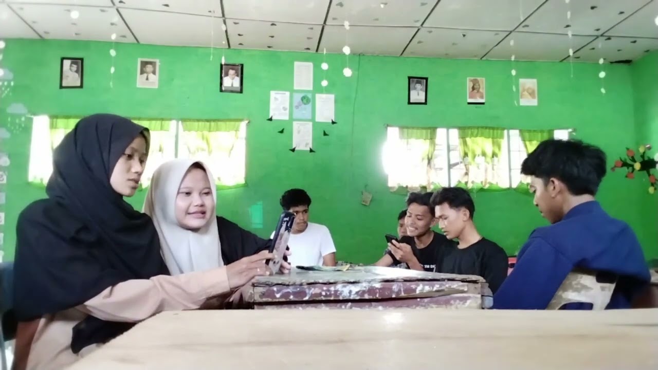 Tugas video Jerman praktek nyanyi dari  kelompok 3 