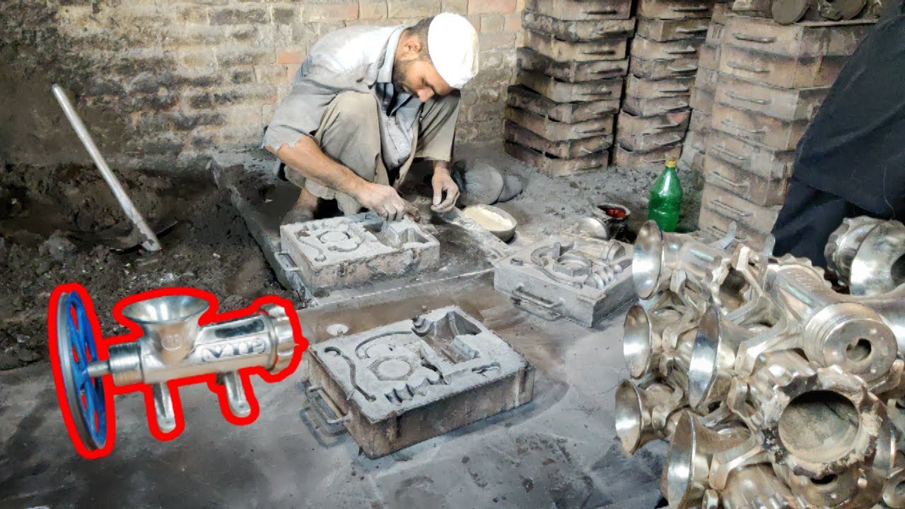 Sand Mold Casting Process Used To Make Meat Mincer | Manual Meat Grinder