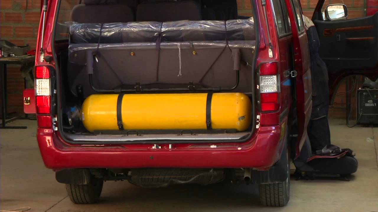 Scheme to refit Bolivia's vehicles with natural gas tanks
