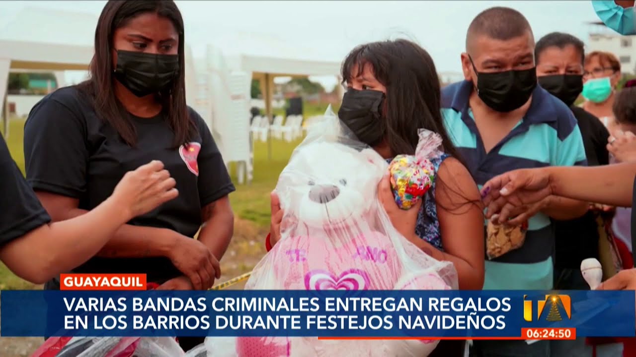 Bandas criminales entregan regalos en barrios por festejos navideños en Guayaquil