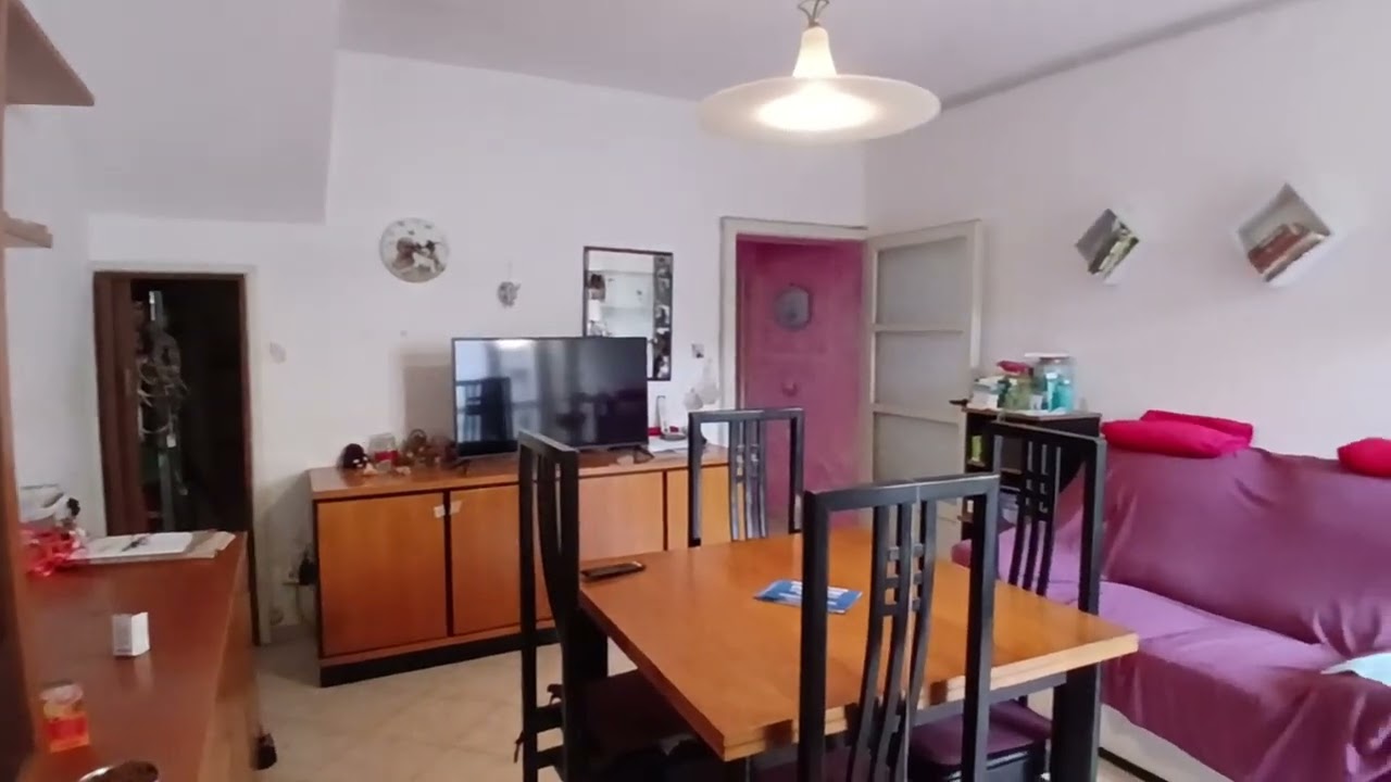 CASA INDIPENDENTE ISOLA DOVARESE