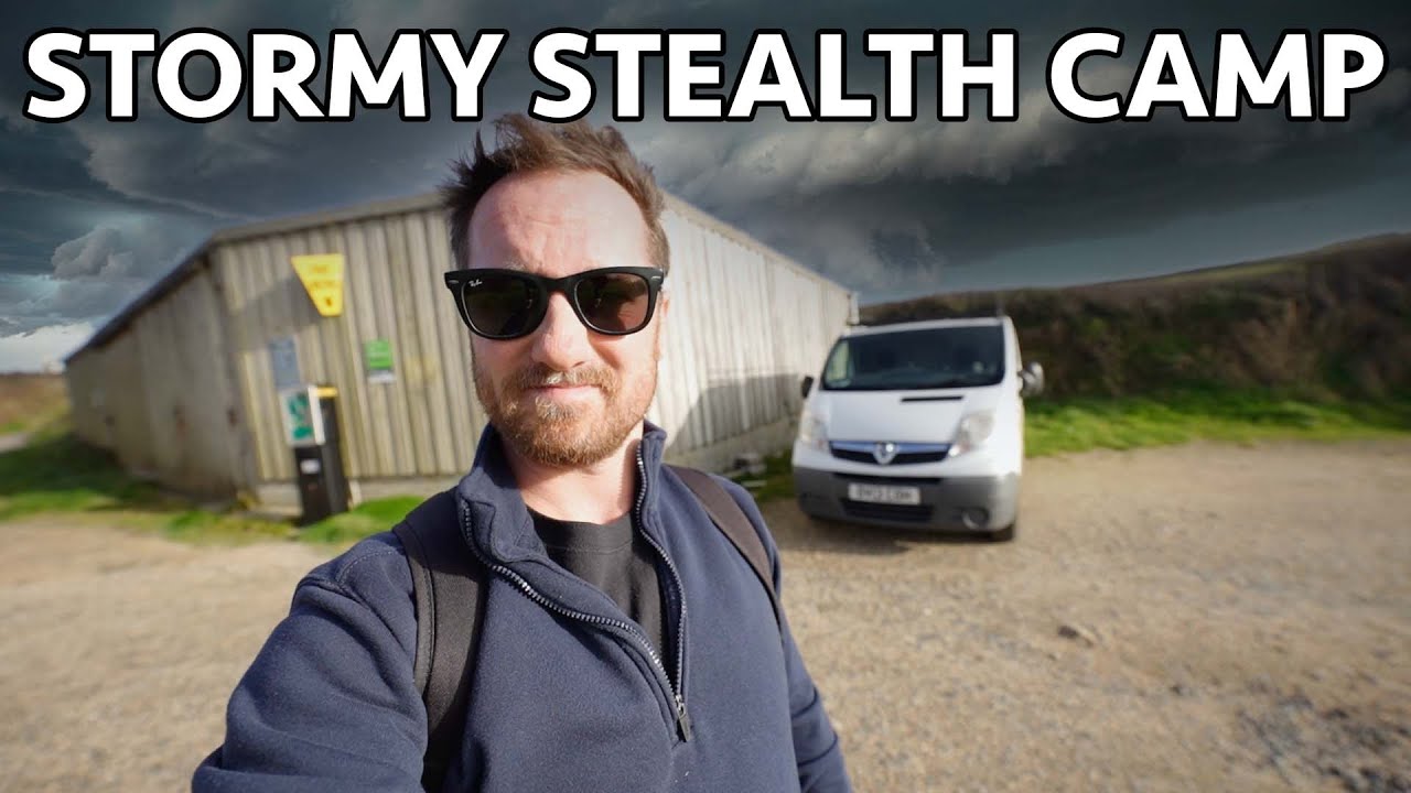 Фургон трясся всю ночь! Кемпинг Stealth Van