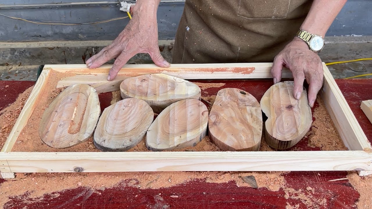 Great Creative Woodworking Ideas With Small Wood Slices // Create A Beautiful And Charming Table