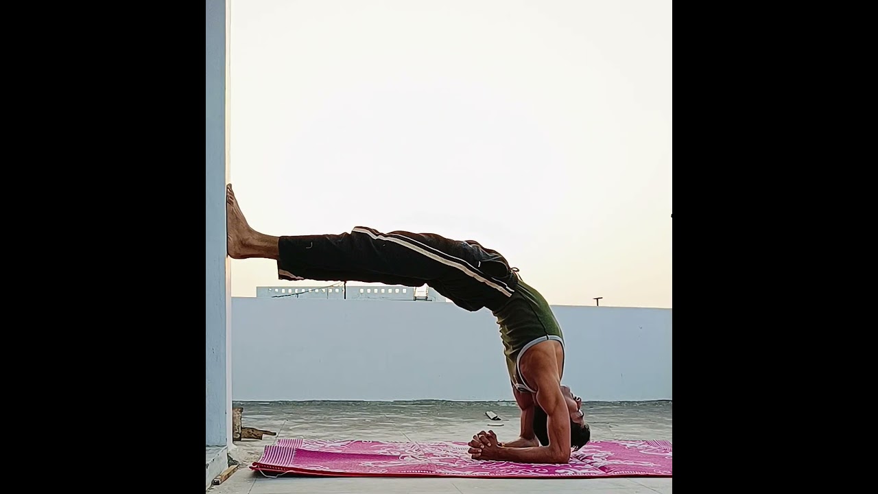 advance yoga pose #youtubeshorts #shorts #short #yogaeverywhere #yoga #instayoga #ytshort #ytshorts