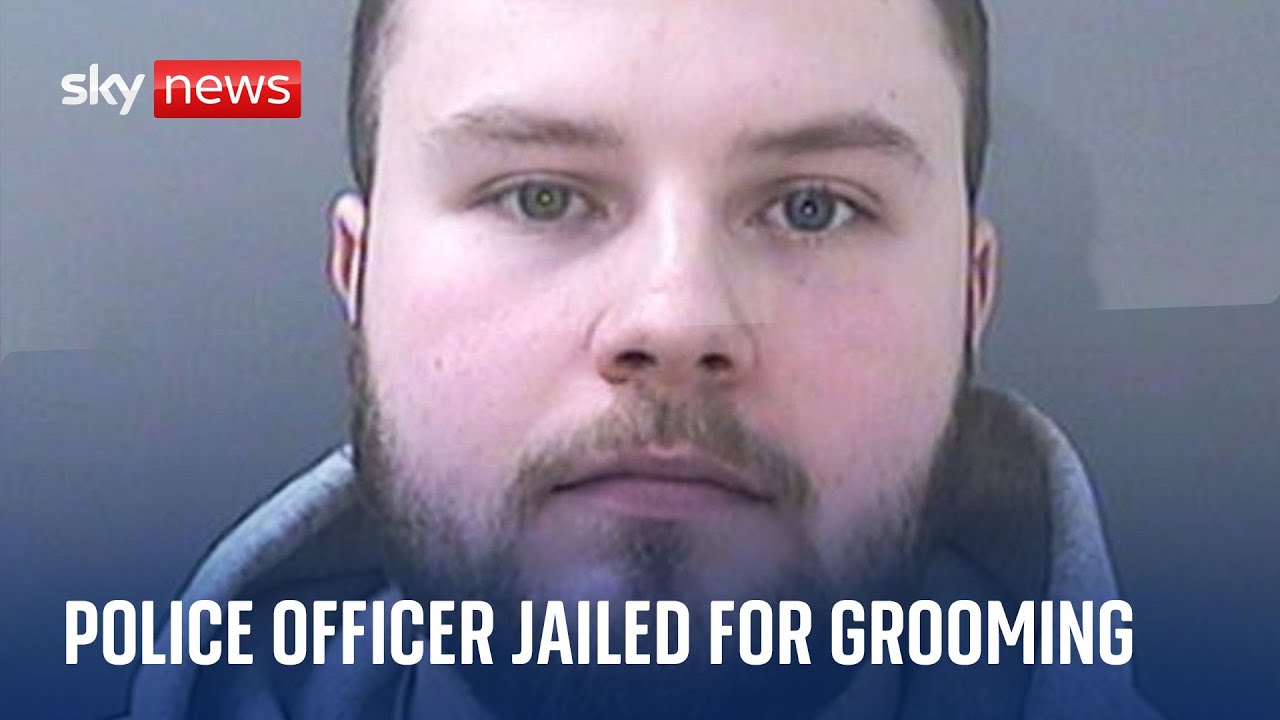 Police officer jailed for grooming girls online