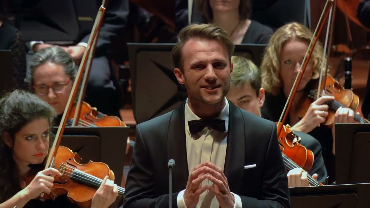 Stanisław Napierała, tenor - Una furtiva lagrima - L'elisir d'amore  - Gaetano Donizetti