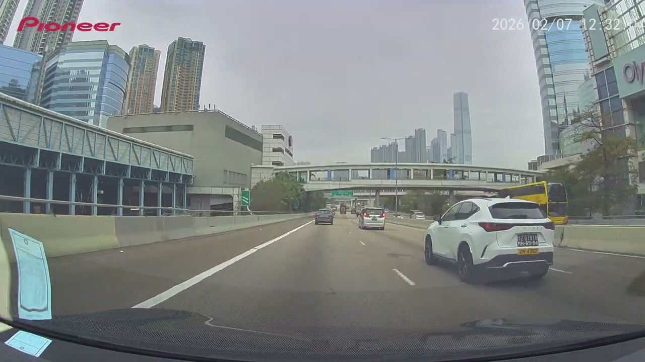 202602073号线尖沙咀出口中港车强行切线