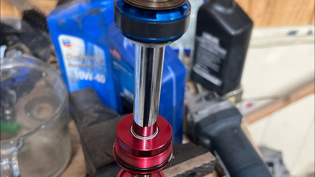 Pro XR 800 walker evans shock rebuild