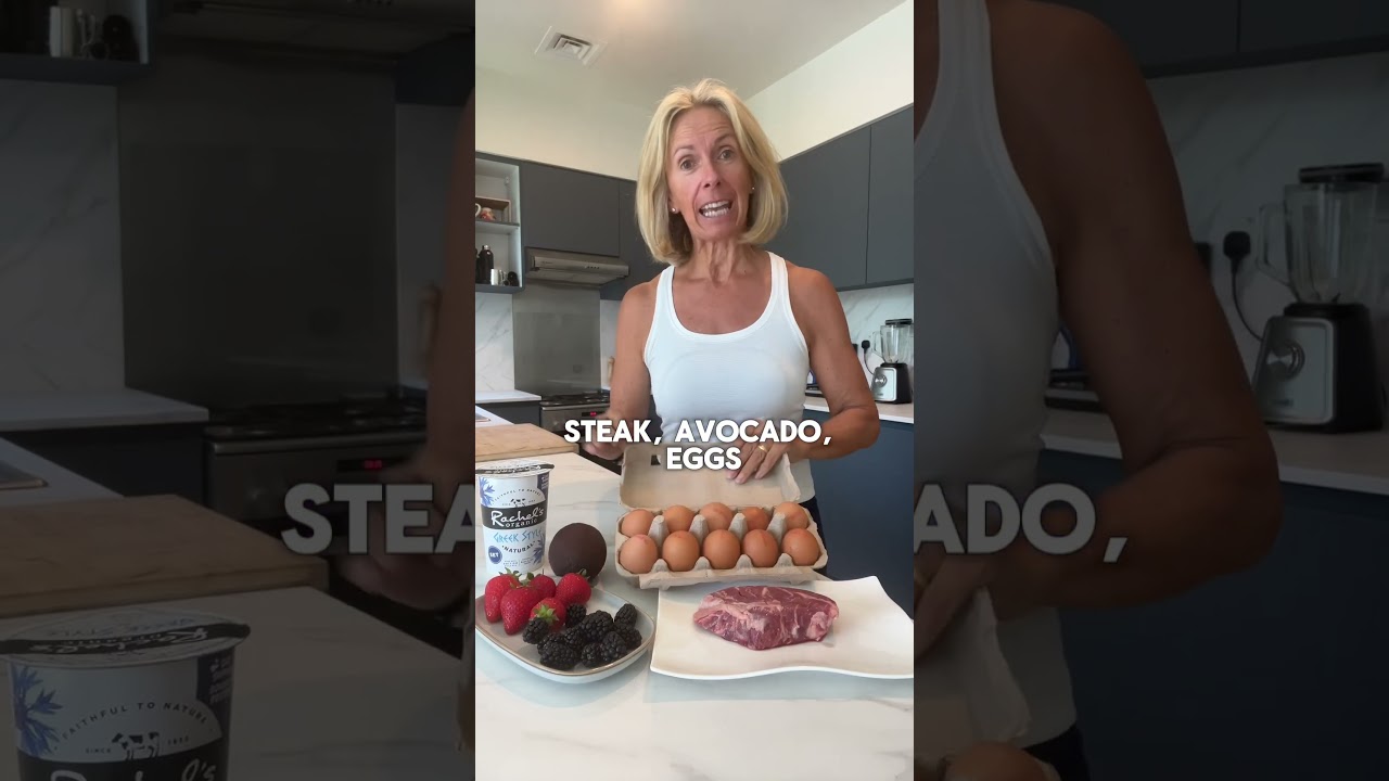 These are the 5 foods I eat everyday to stay slim on menopause!