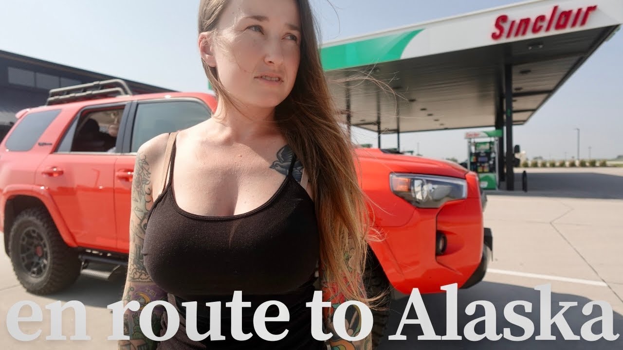 Snacks, Dinner, and Breakfast from a Gas Station in Iowa | Stealth 4Runner Camping