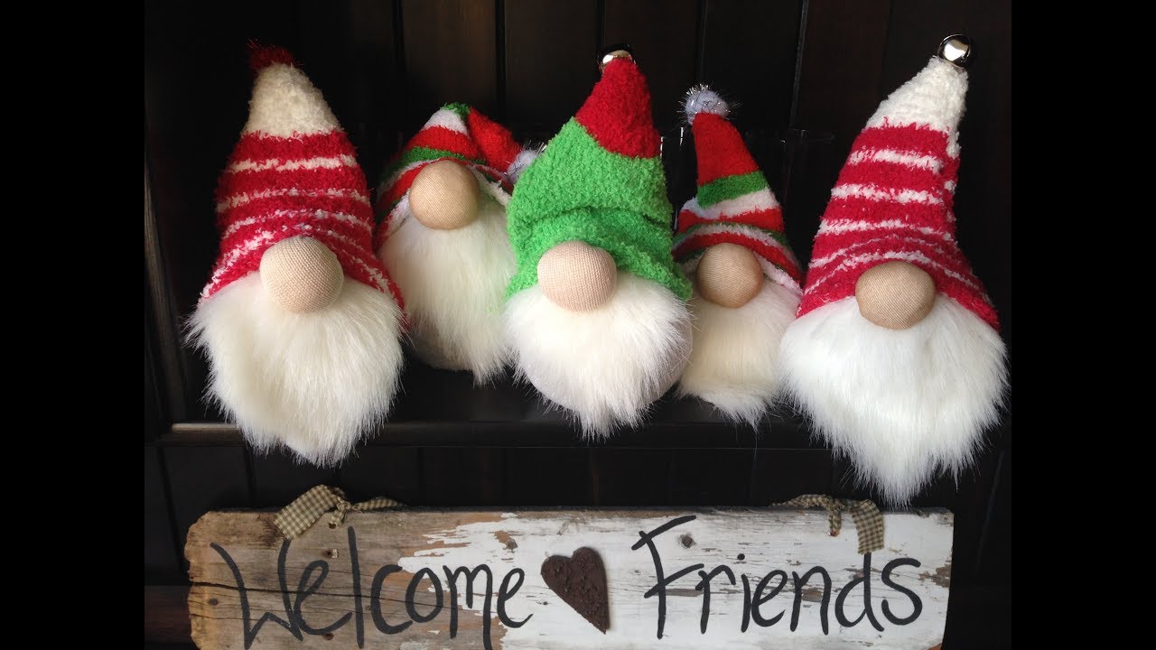 Sher's sock Gnomes tutorial! 💗