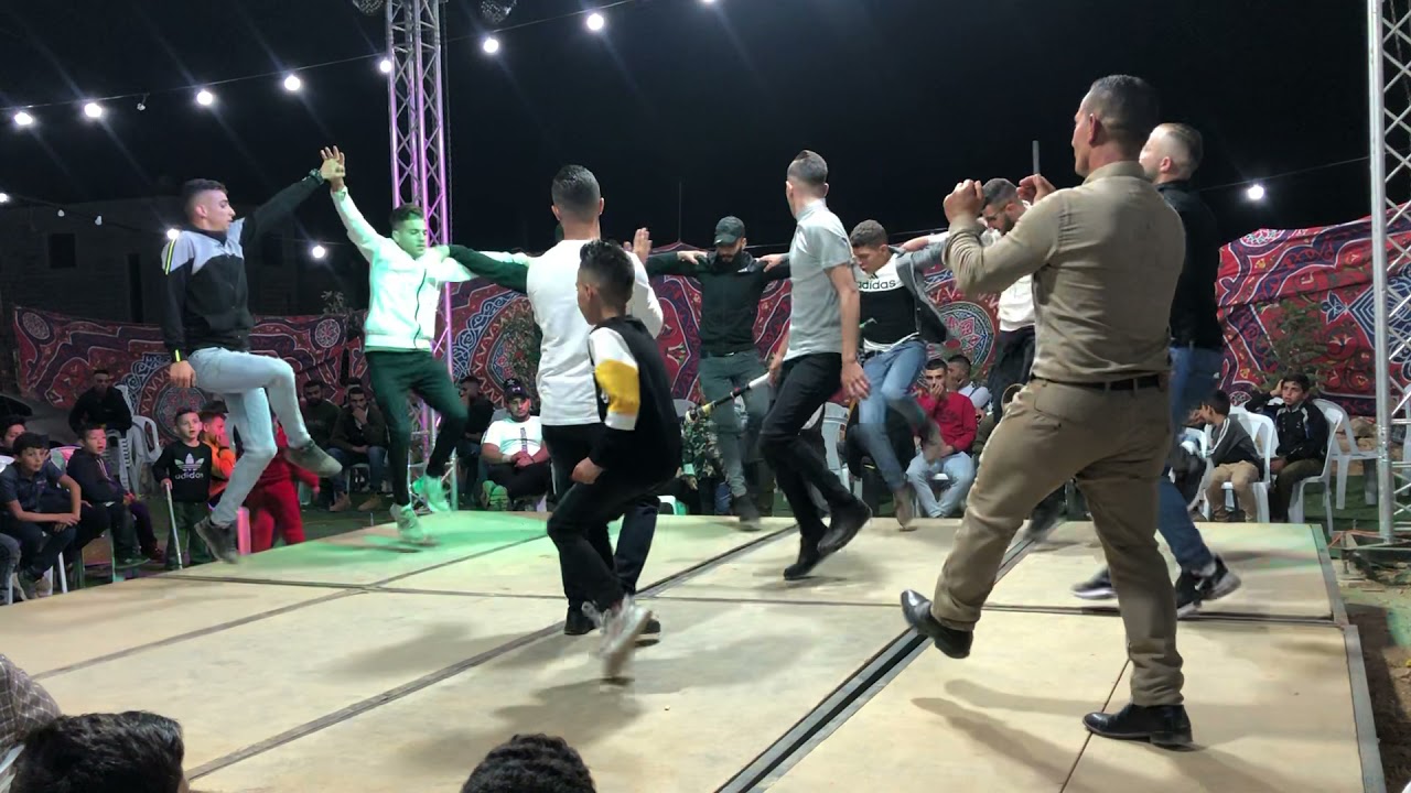 اجمل دبكة لشباب بيت امر على مواويل الفنان محمد نواهضة #فلسطين #دبكة #بيت_امر