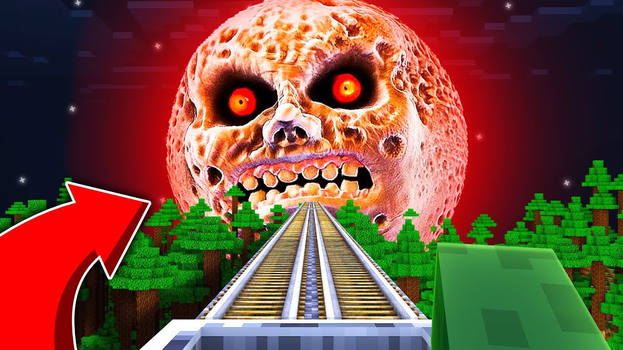 JE RENTRE À L'INTÉRIEUR DE THE SCARY MOON SUR MINECRAFT ! 🌑😨 Je découvre un démon terrifiant…