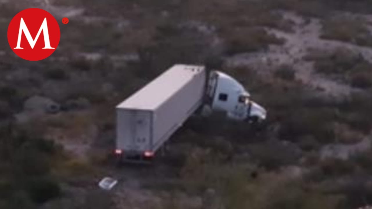 Cae tráiler a barranco de 40 metros en carretera Monterrey-Saltillo