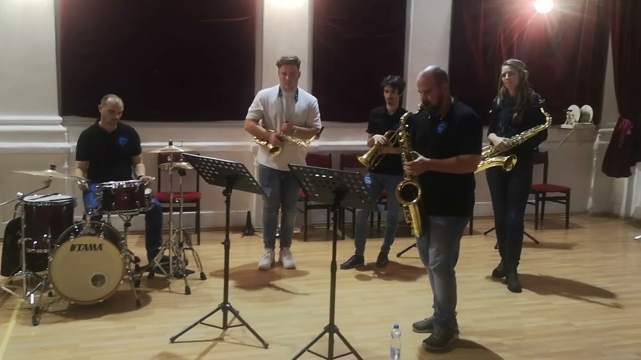 Kanizsa Jam és Csapó Krisztián. Joseph Kosma: Hulló levelek