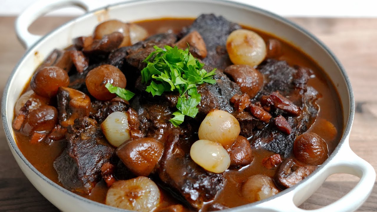 Bistro Style Beef Bourguignon &ndash; A Rich & Comforting Classic