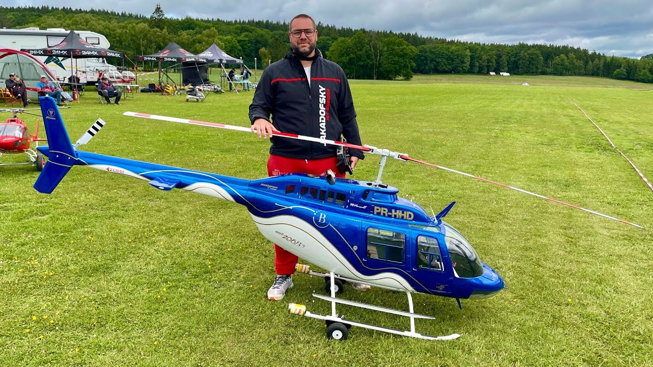 Giant RC Bell 206 B3 with Smoke from RC Helicopter Service by Dennis Engel