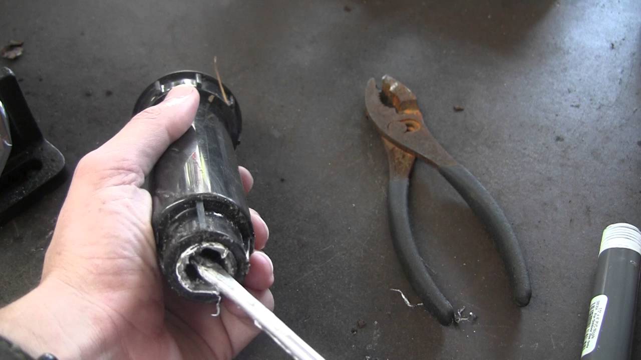 DIY Simple sprinkler head repair - broken riser removal