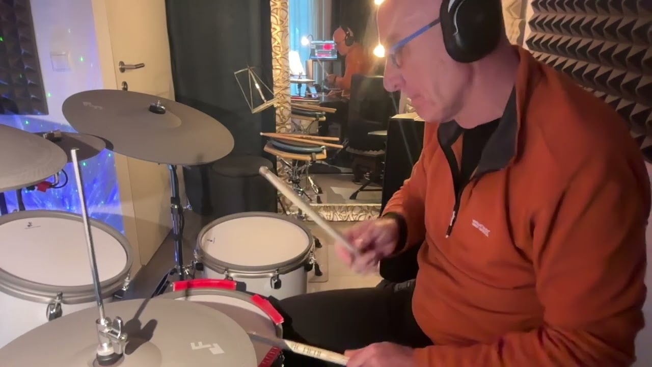 www.digitaldrumming.it Scar Tissue Red hot chilli peppers