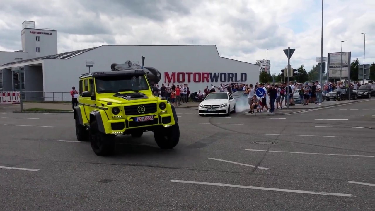 AMG meets Motorworld Böblingen  2k17 Burnout - Donut - Revs - Drifts