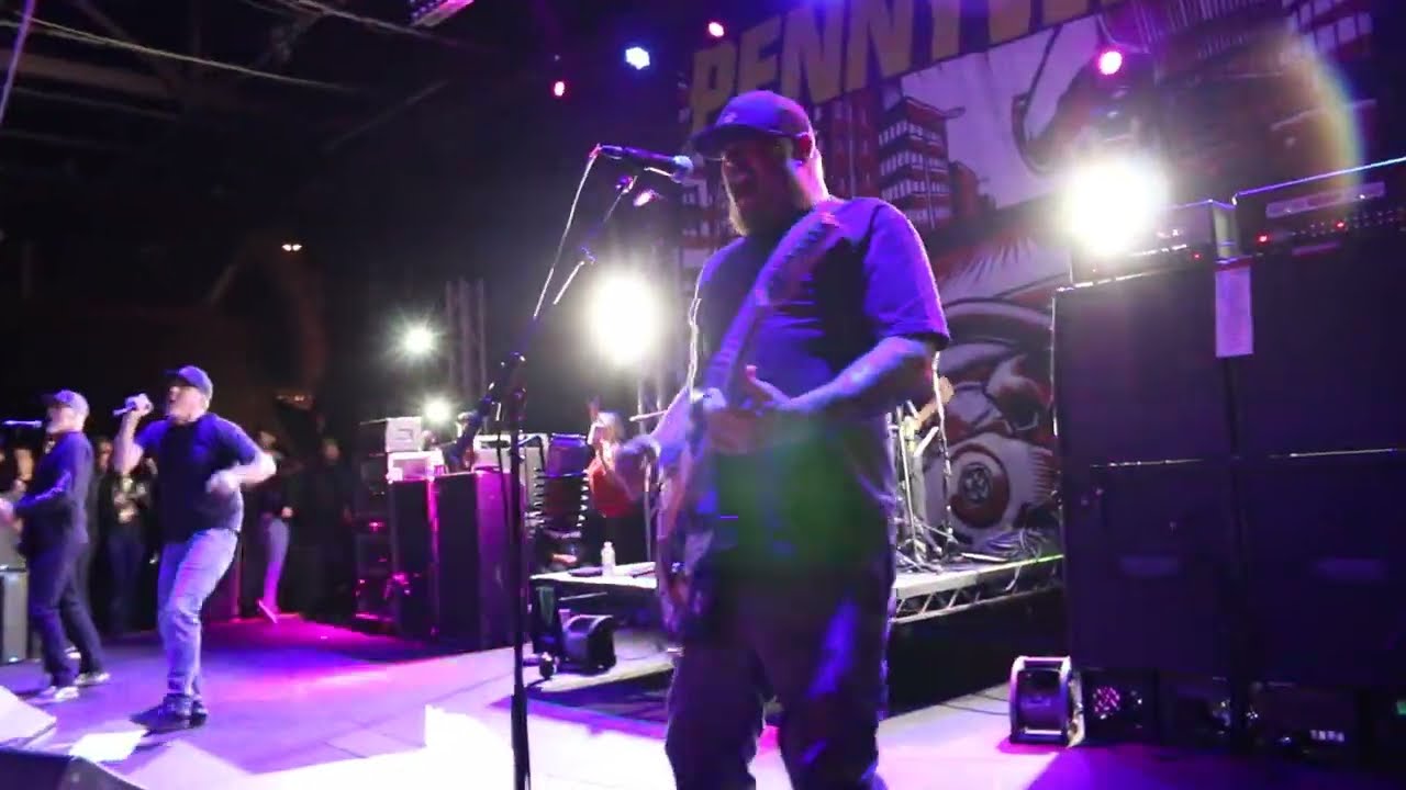 Pennywise - Greed Live