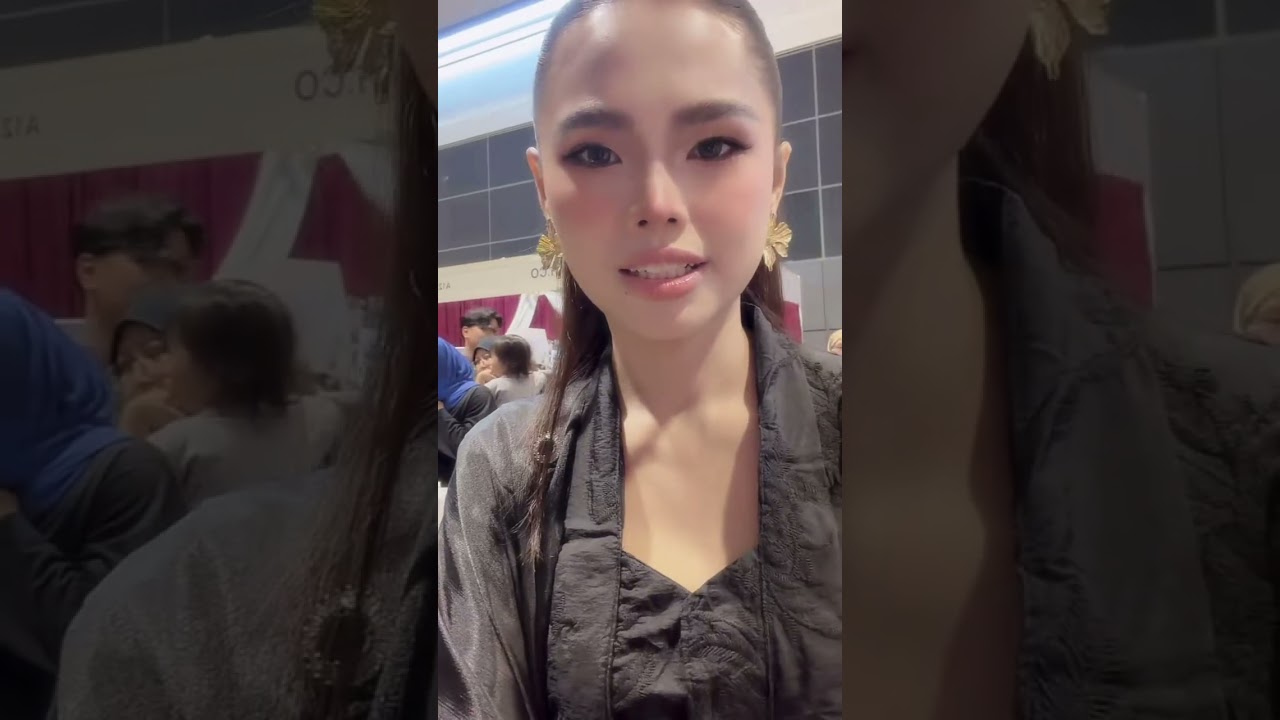 Bella Astillah Menjual & Melayan Peminat di Absolut Bazaar Brunei p2