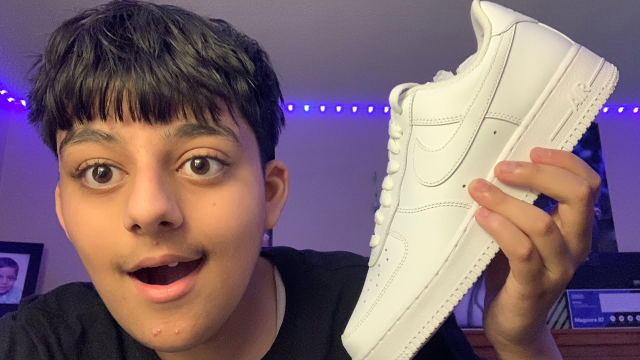 ASMR Shoe Store