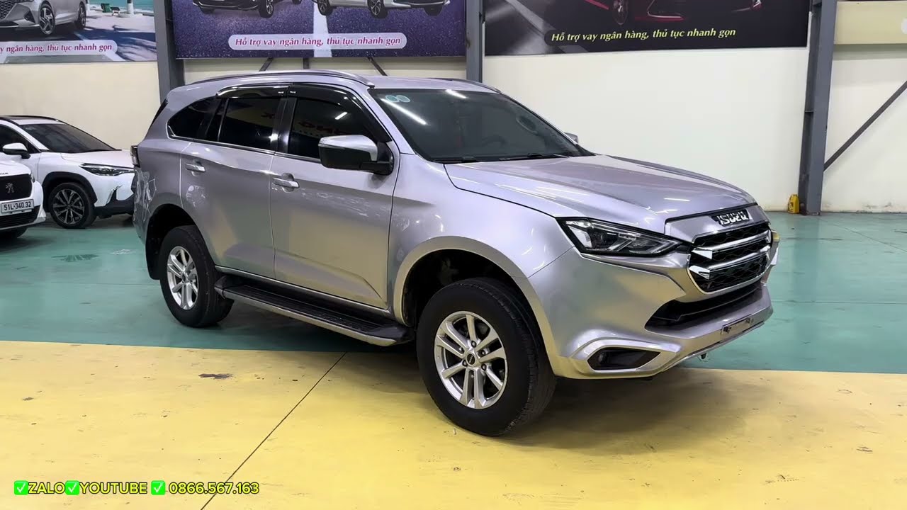 Isuzu MU-X 2022 số sàn máy dầu 2.0 .Siêu tiết kiệm bền bỉ rộng rãi.Độ full công nghệ hiện đại giá rẻ