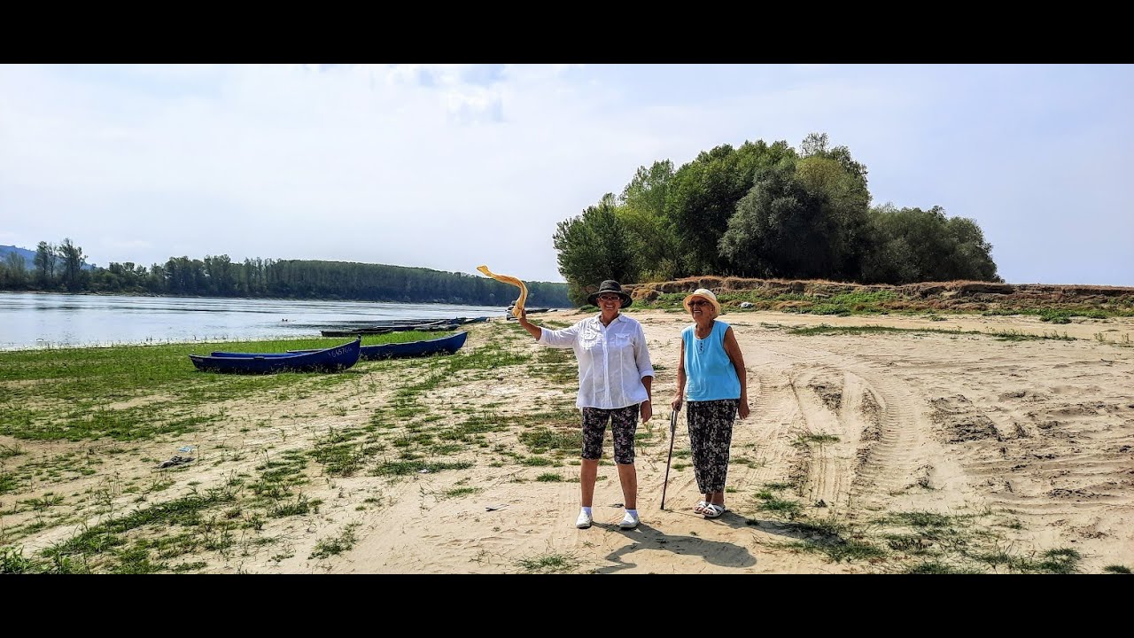 Plaja de la gura Oltului cu Dunarea