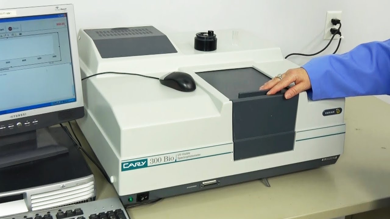 Varian Cary 300 Bio UV-Vis Spectrophotometer w/ PC and Cary WinUV Software