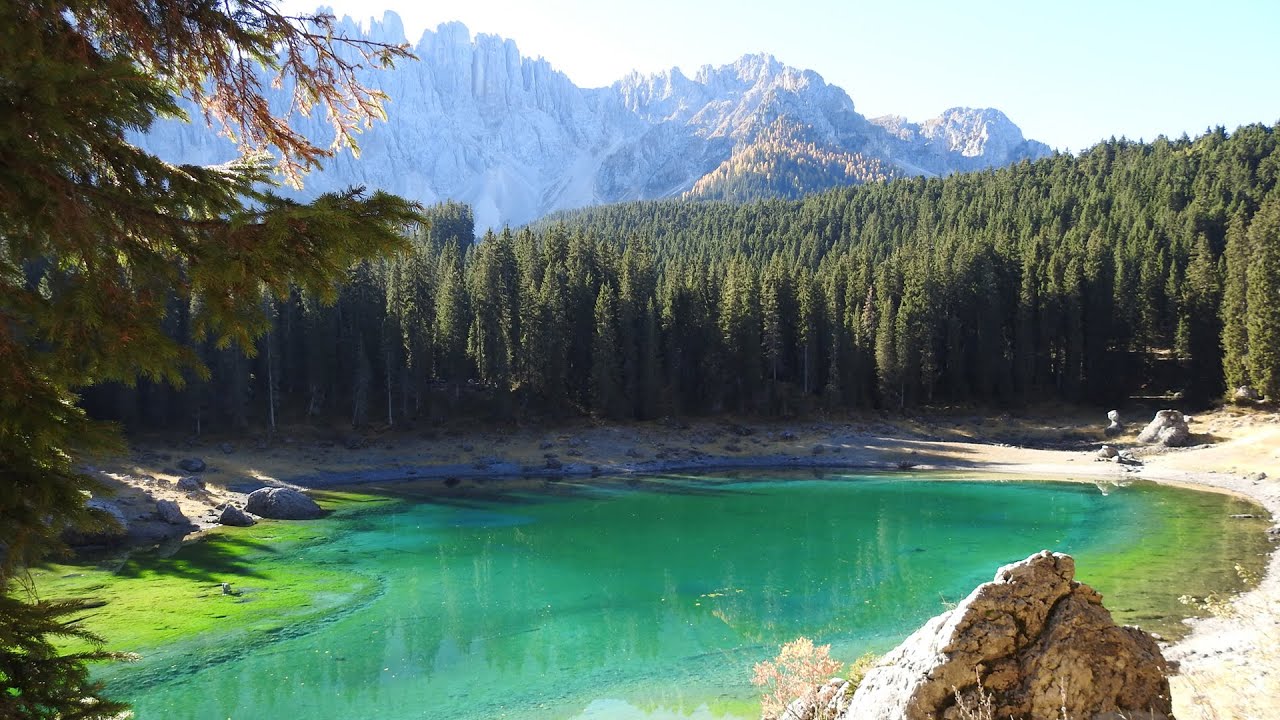 Il Lago di Carezza prima e dopo Vaia