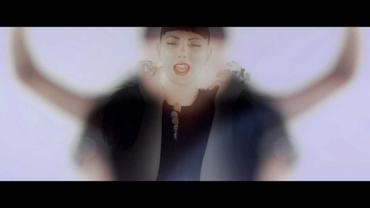 Queen of Hearts - Shoot The Bullet (Produced by The Sound of Arrows)