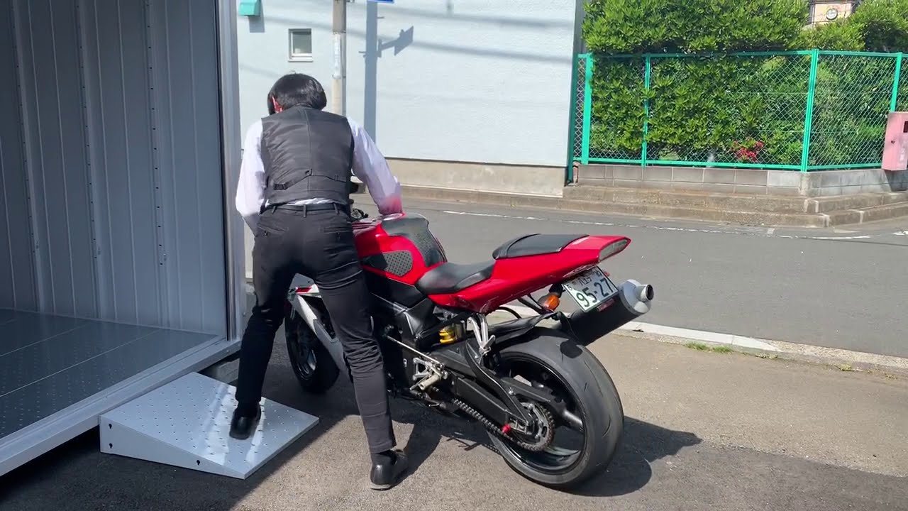 レンタルコンテナのバイクの出し方（憂鬱のスロープ出庫）#多摩地区バイクガレージ