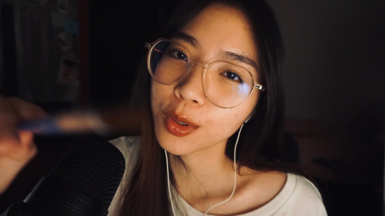 ASMR | Spit painting by using brush 🫧