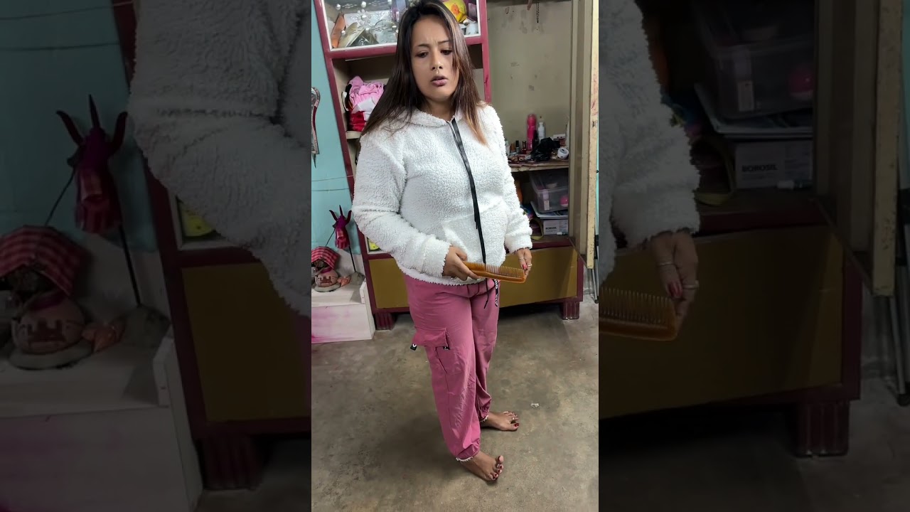 চুলটাকে কেটে কি করেছে দেখো? আমি কাটলেই দোষ আর নিজে কাটলে কোন দোষ নেই😡